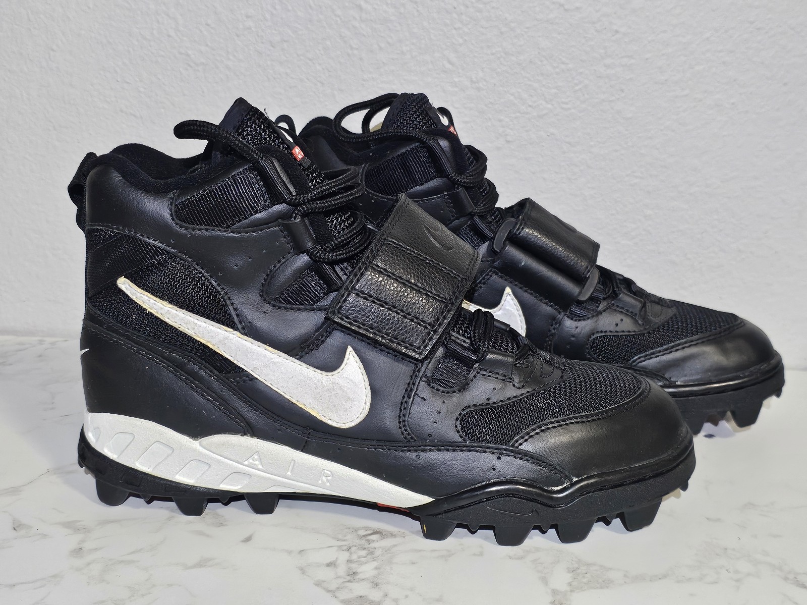 Size 11 Men's Nike Air Shark Extreme Football Cleats New Black White