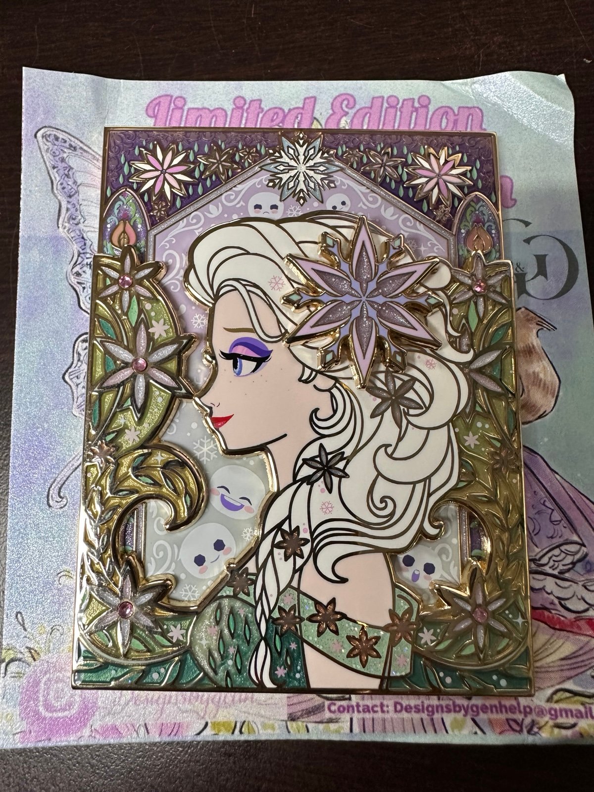 DBG Fantasy pin Profile Elsa from Frozen's Summer Fever Variant 2