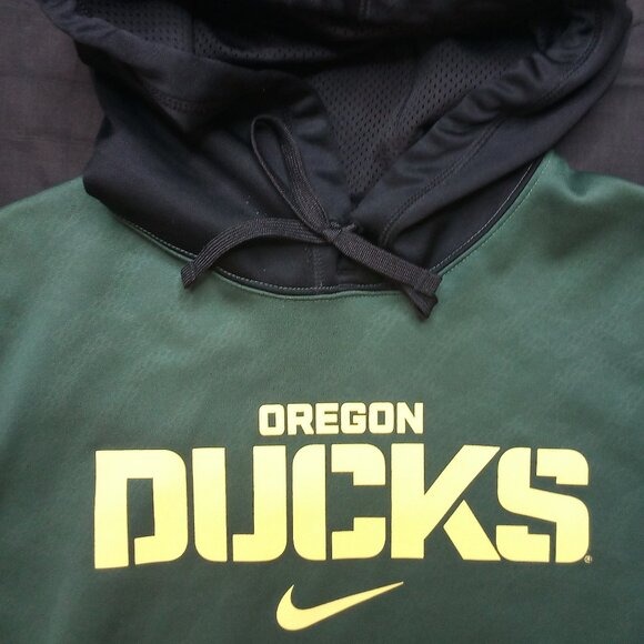 Vintage Y2K Nike Therma-Fit Oregon Ducks Hoodie Sweatshirt