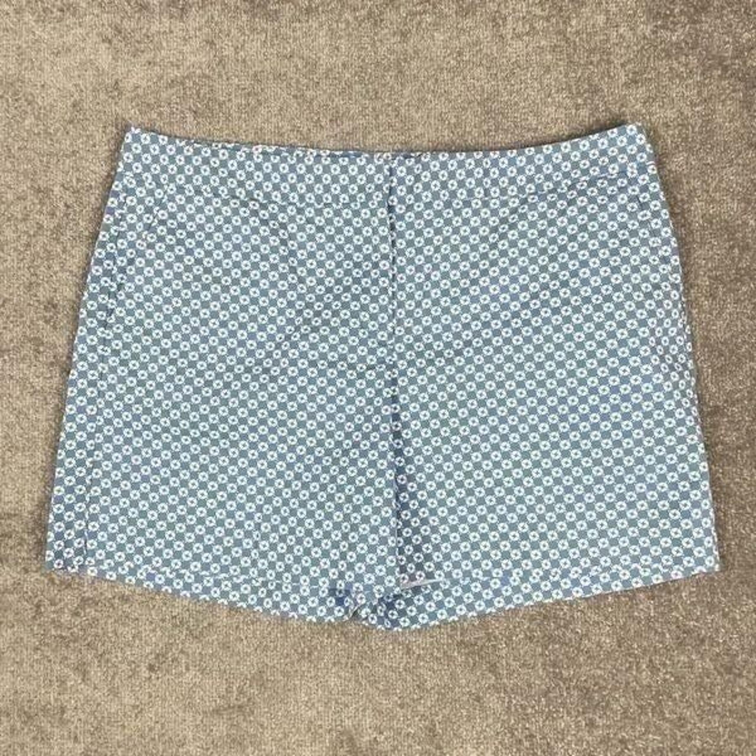 Talbots Women’s Size 16 Nautical Print Blue White Pull On Shorts Pockets