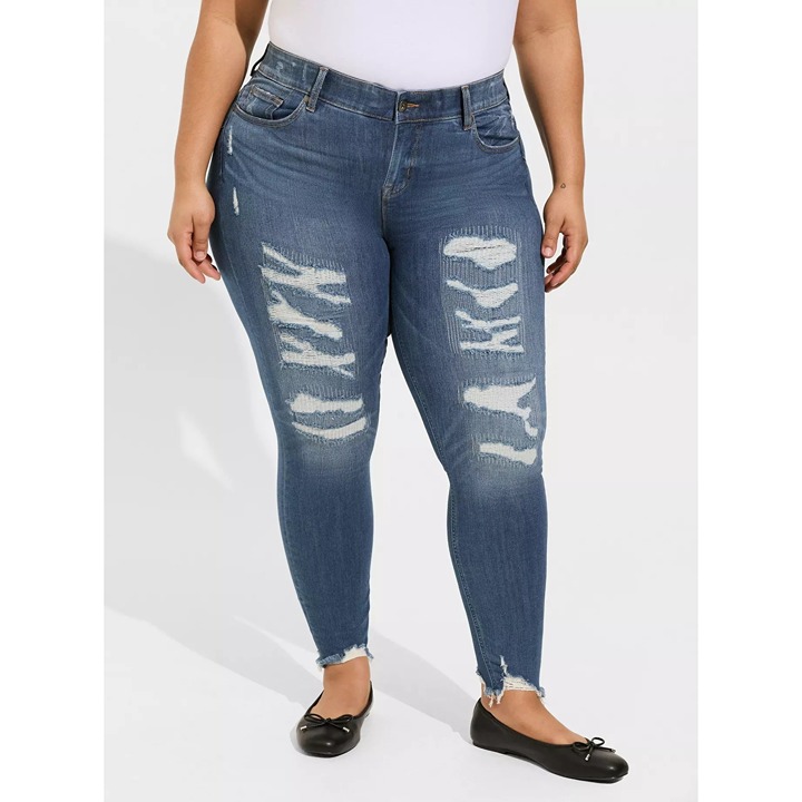 TORRID Bombshell Skinny Premium Stretch High-Rise Destructed Jeans SIZE 22R
