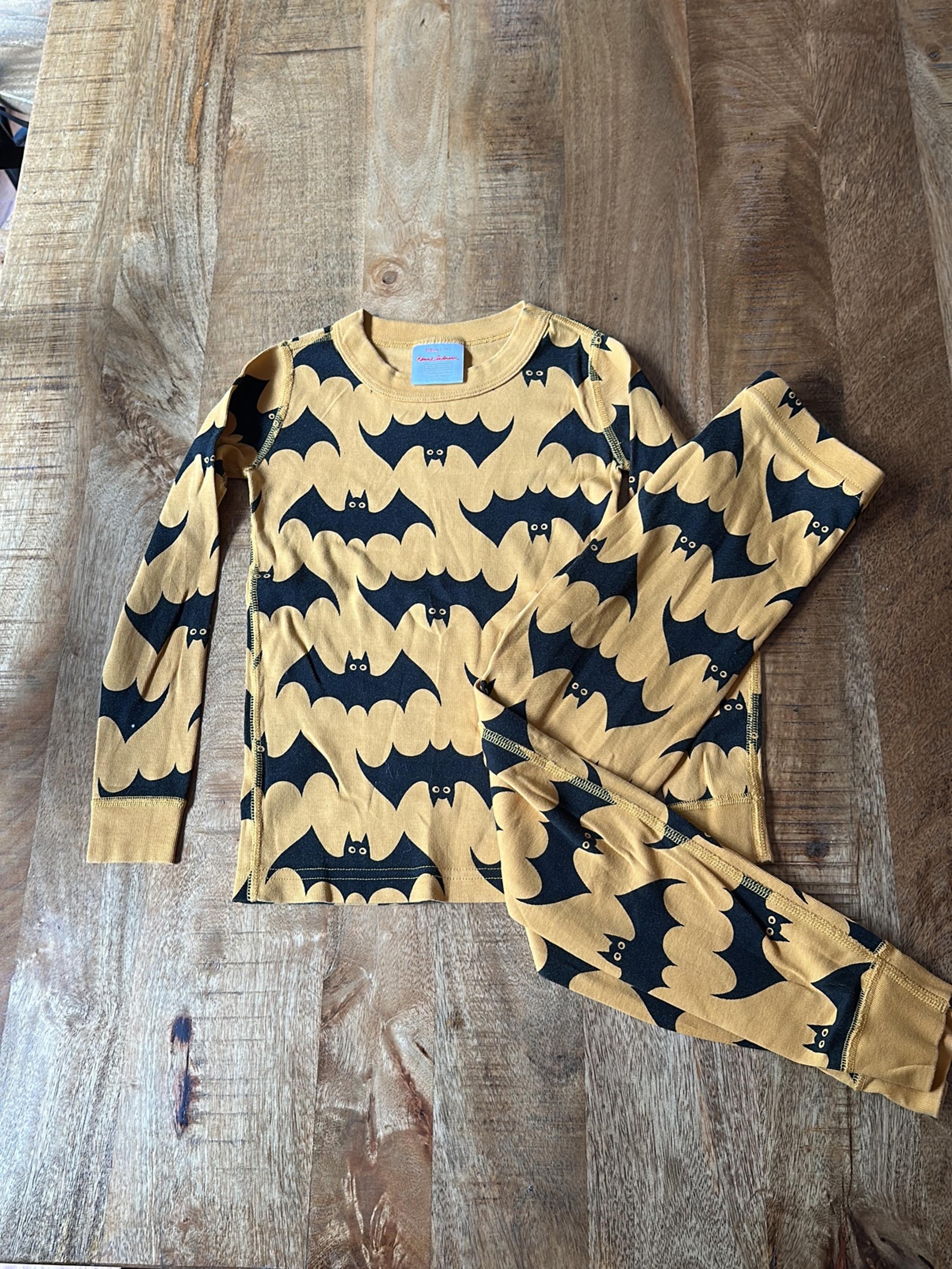 bat long johns - Hanna Andersson
