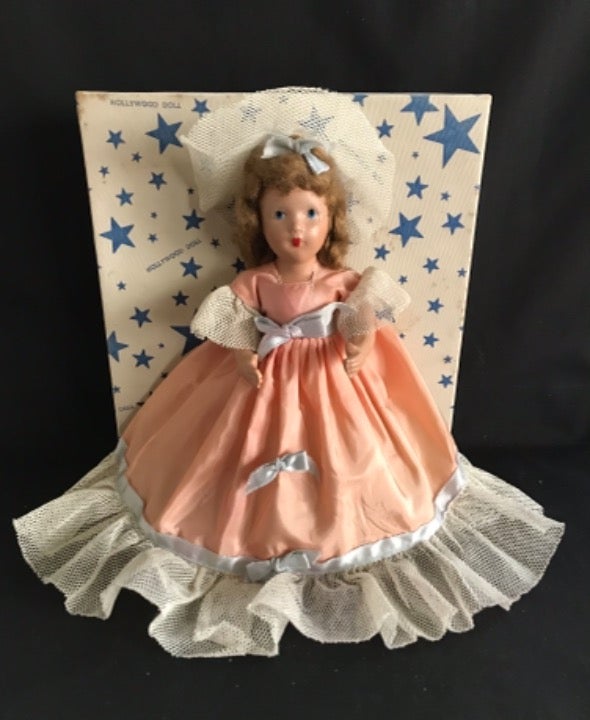 VINTAGE HOLLYWOOD DOLL CINDERELLA COMPO