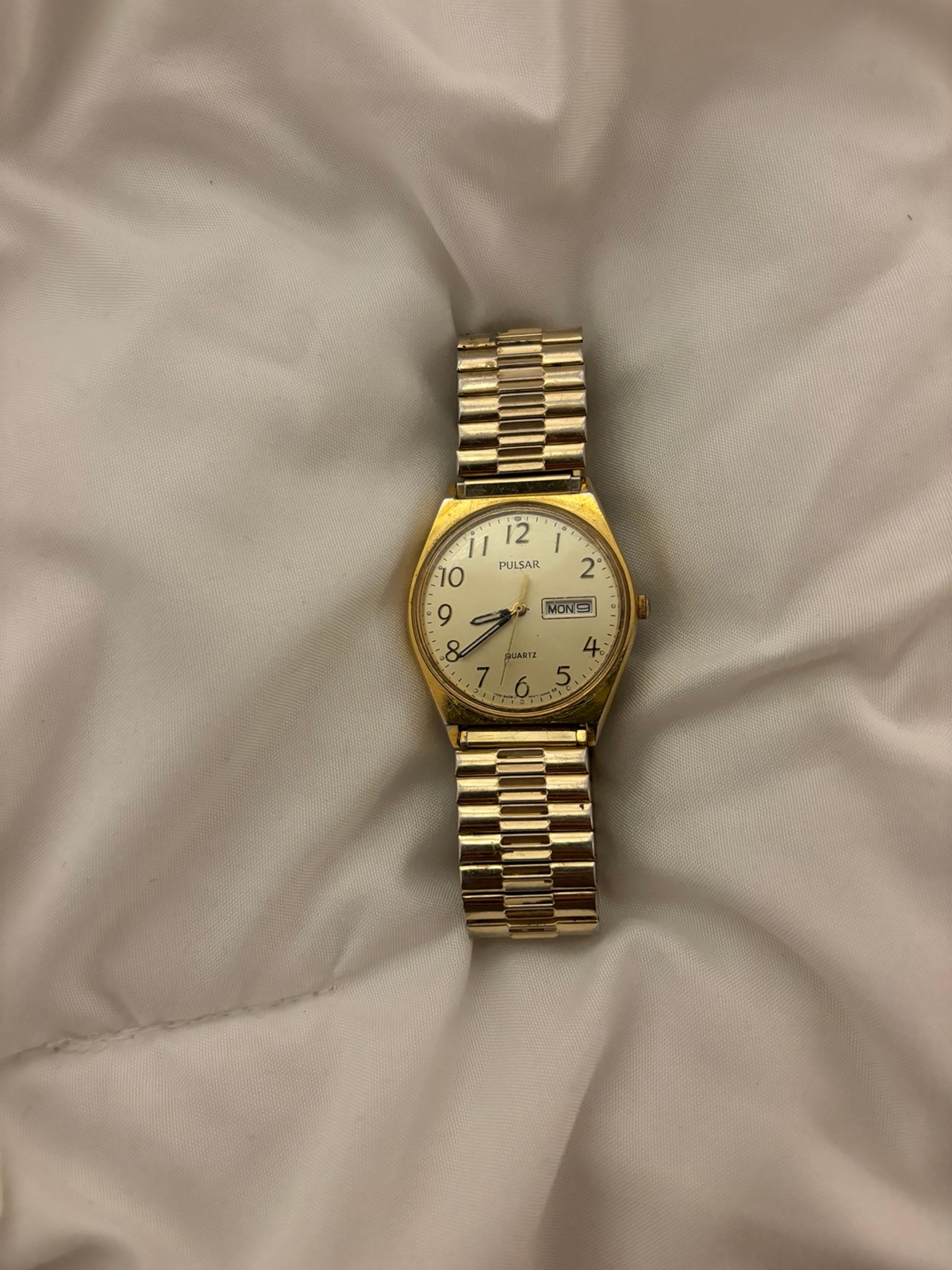 Pulsar Men’s Wrist Watch