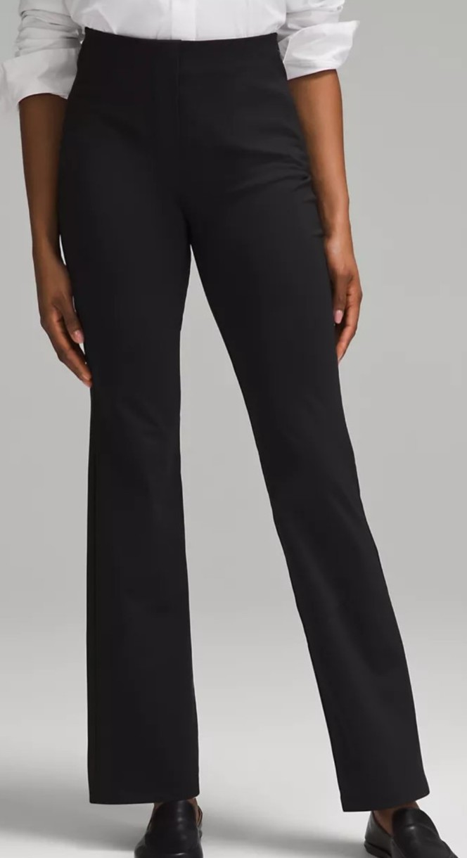 Lululemon black smooth Fit Pull-On High-Rise Pant Size 4 fits small flare The e