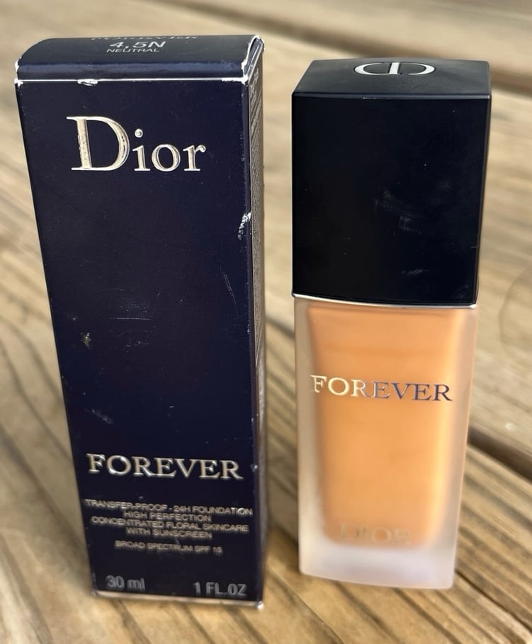 Dior Forever 4, 5N Neutral Transfer Proof 24 H Foundation 1 Fl Oz.