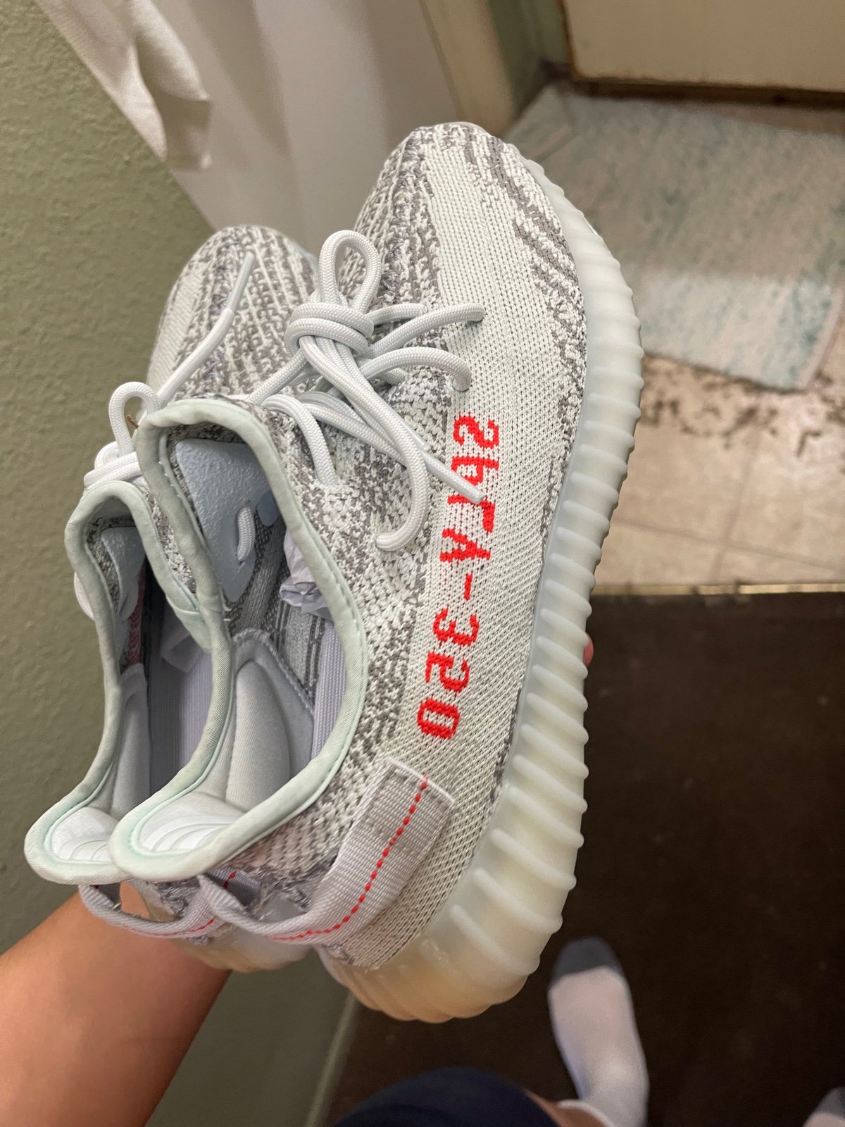 Adidas Yeezy Boost 350 V2