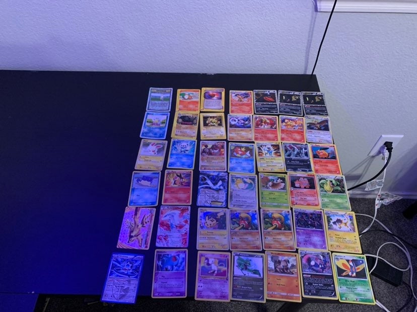 Pokemon 43 card lot