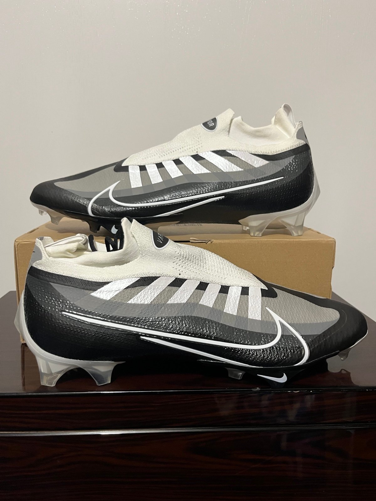 Nike Vapor Edge Elite 360 Black Grey White DQ3558-001 Men's Size 16 Cleats