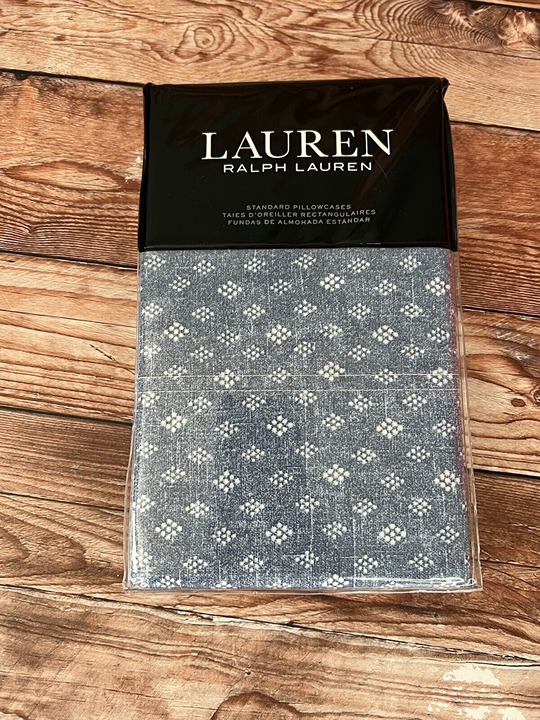 Ralph Lauren Gavin Diamond Blue Pair Pillowcases Size Standard 20 X 32 NWT