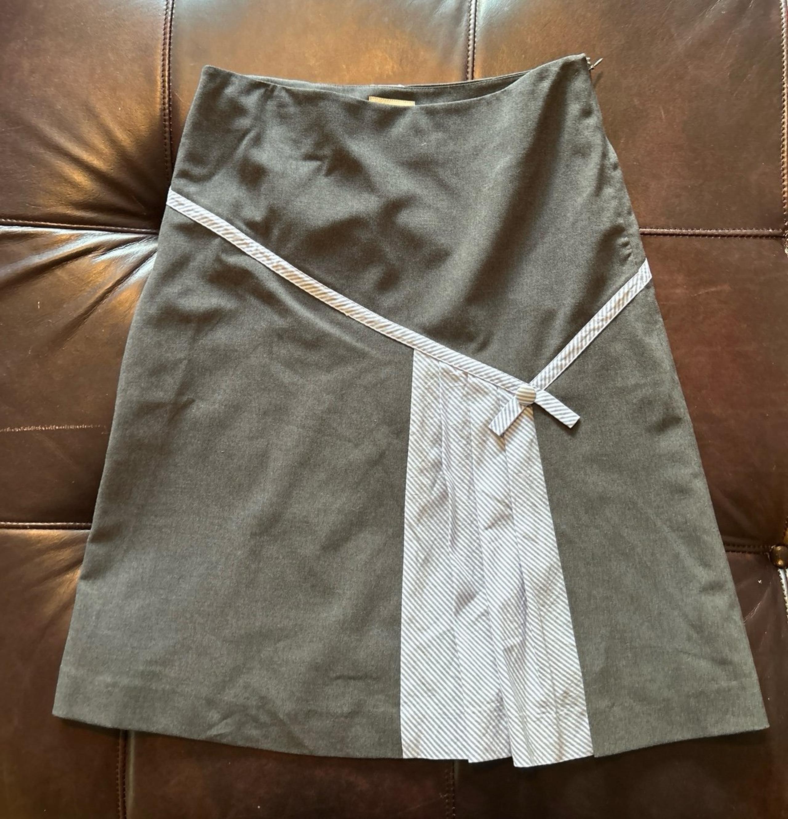 Elevenses Gray Skirt Size 2