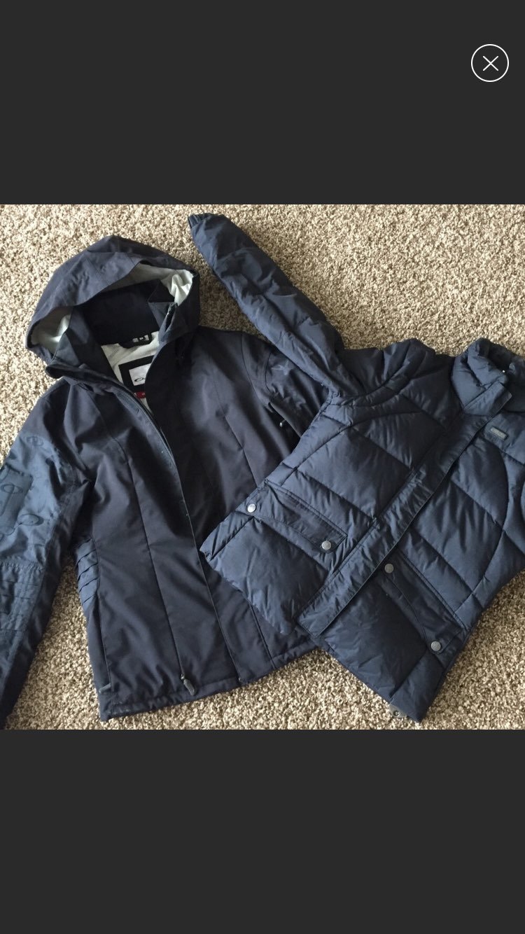 Oakley 2-in-1 Snowboard Jacket