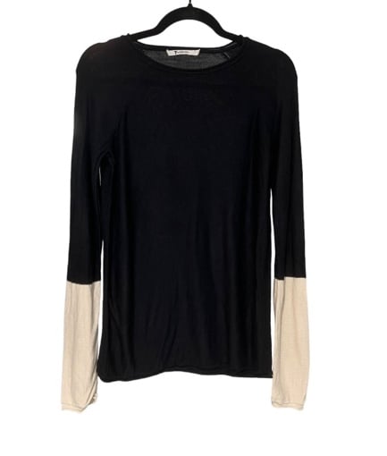 Alexander Wang Long Sleeve sweater.