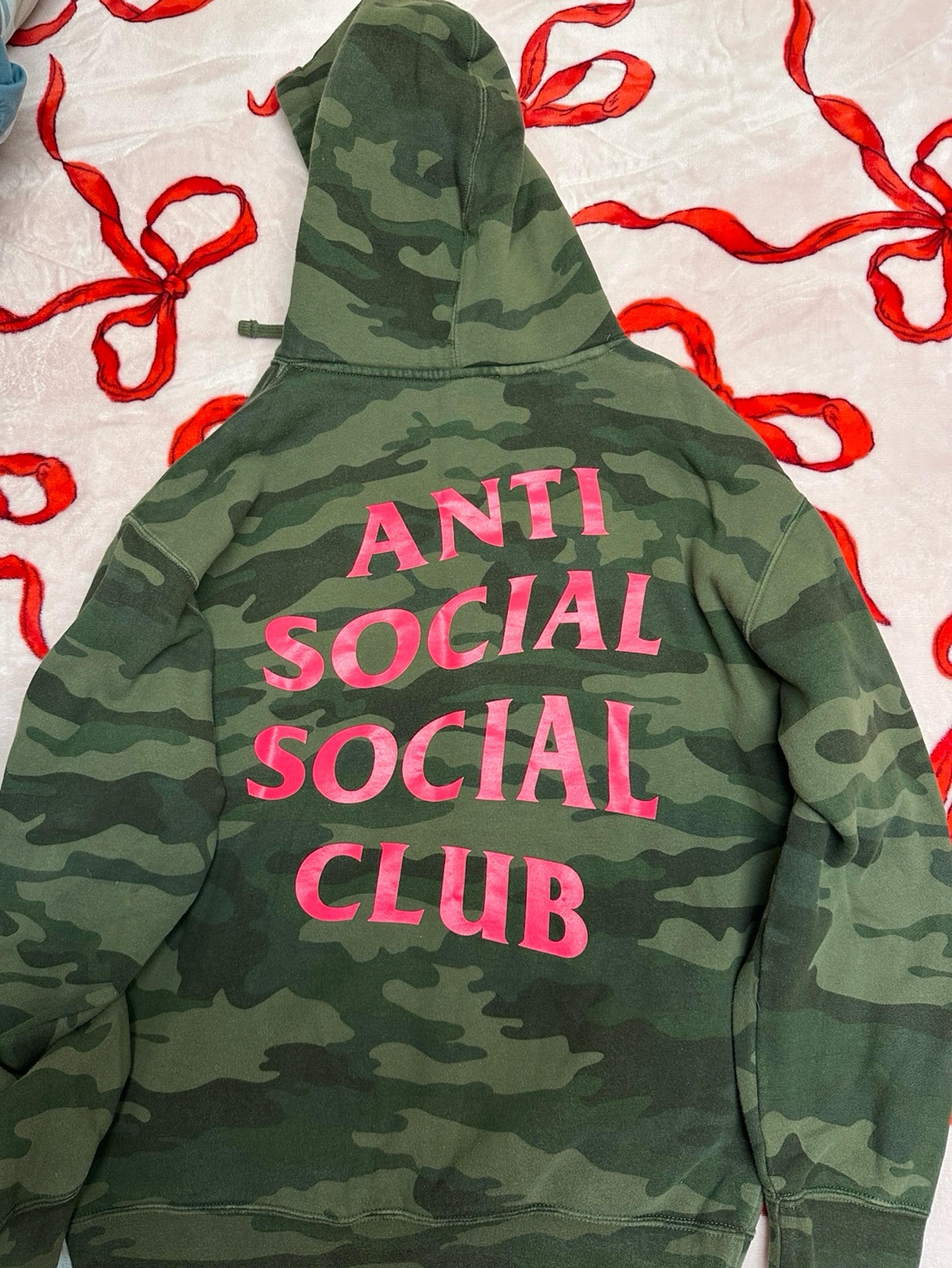 Anti social social club