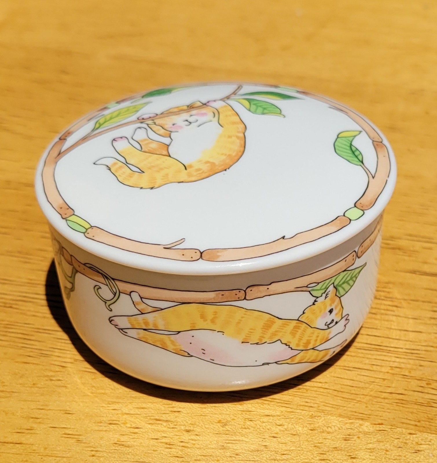 Villeroy & Boch Little Cat Porcelain Trinket Dish preowned in Awesome Condition