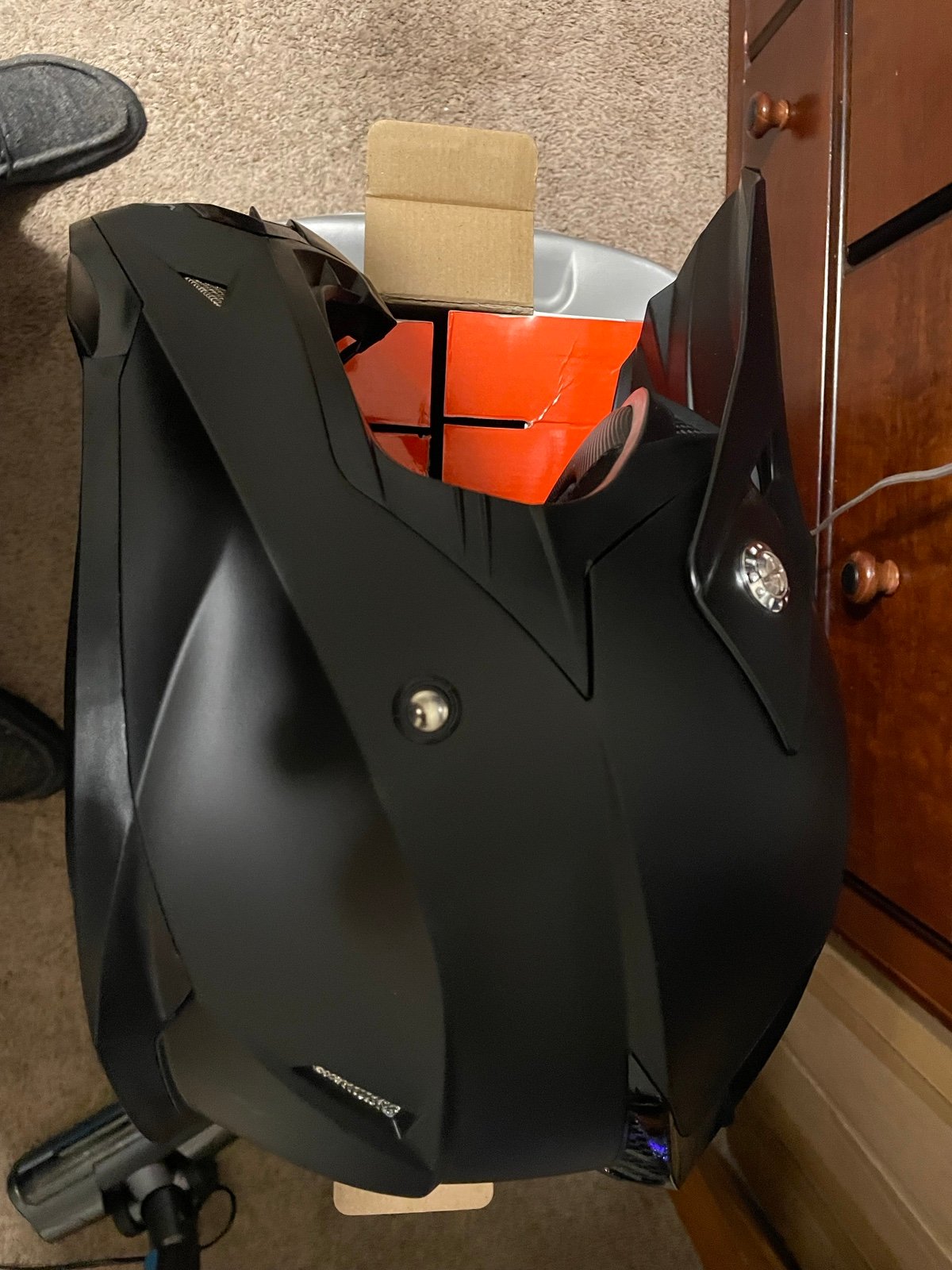 Yema helmet
