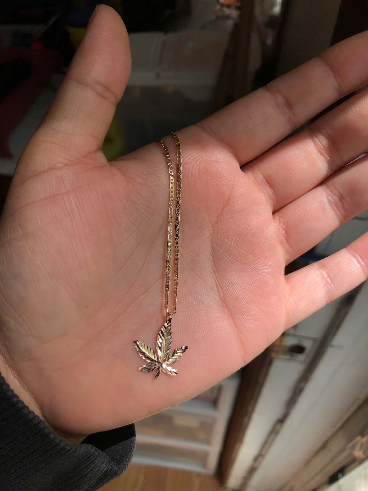 Rose gold 10k chain/ cannabis pendant