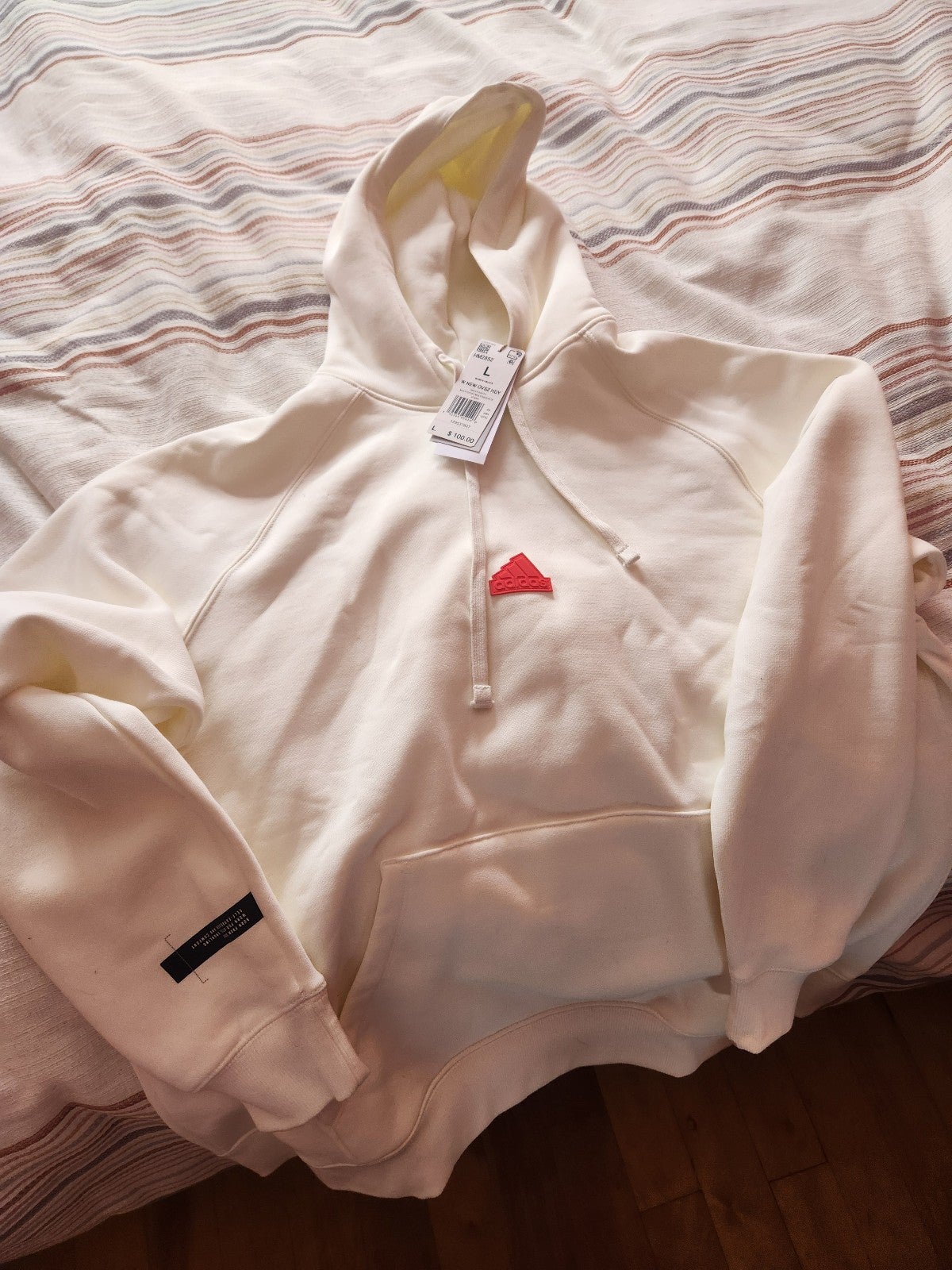 Adidas NWT white sweatshirt