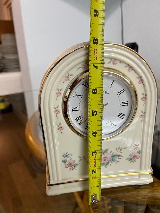 Centurion Quartz Ivory Fine China Clock