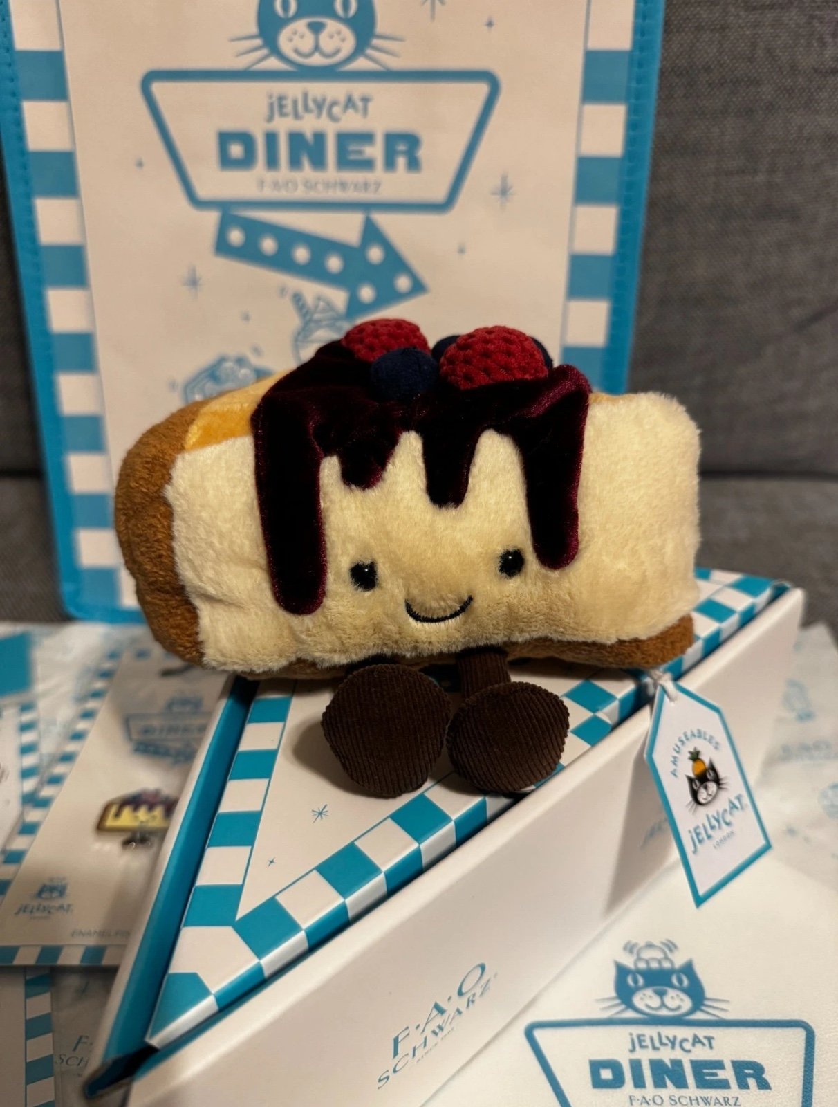 Jellycat Dinner BNWT Amuseables Crember Cheescake *PLUSH ONLY*