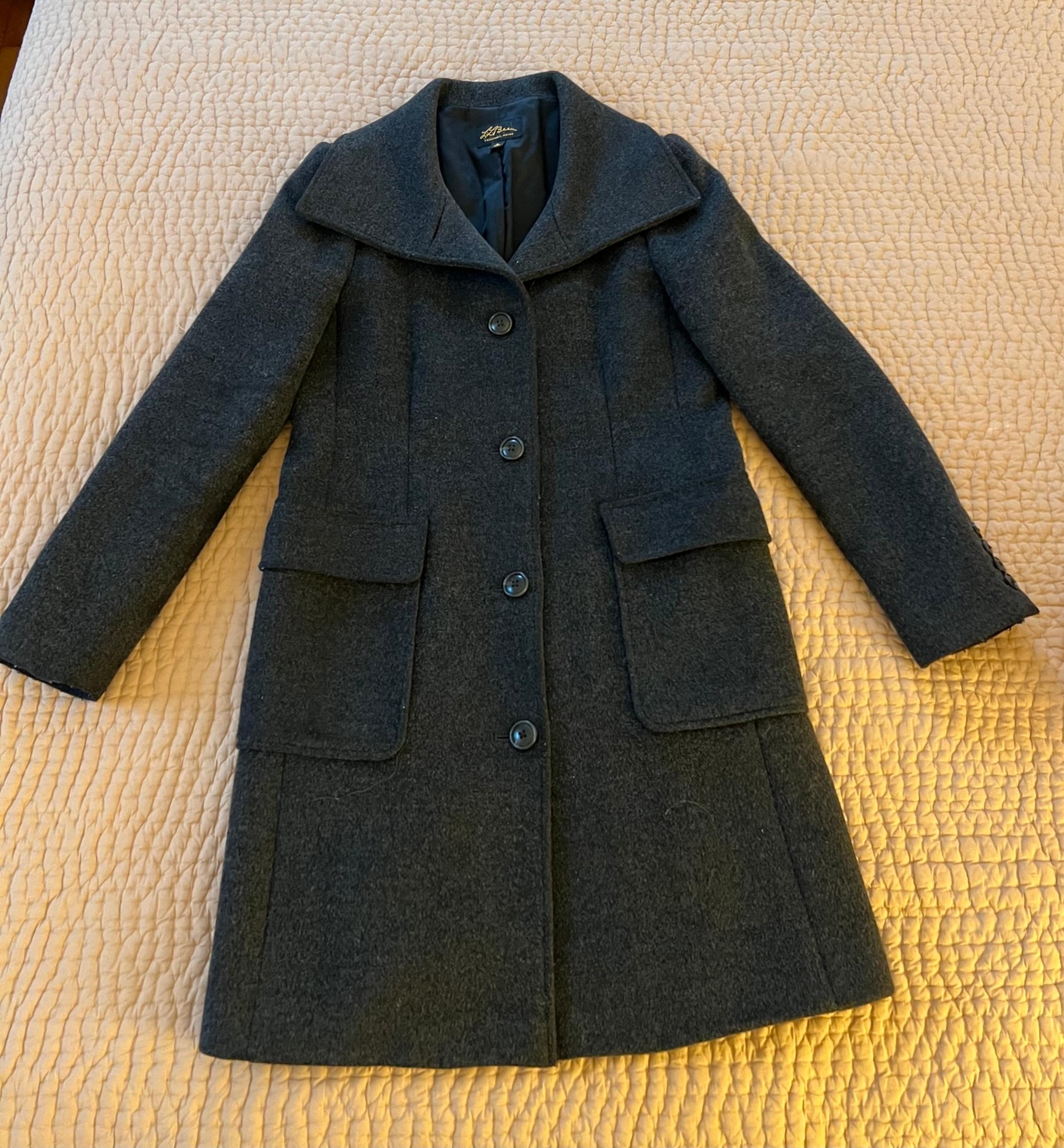 L.L. BEAN Women’s Gray Wool Coat with Shawl Collar Size 6