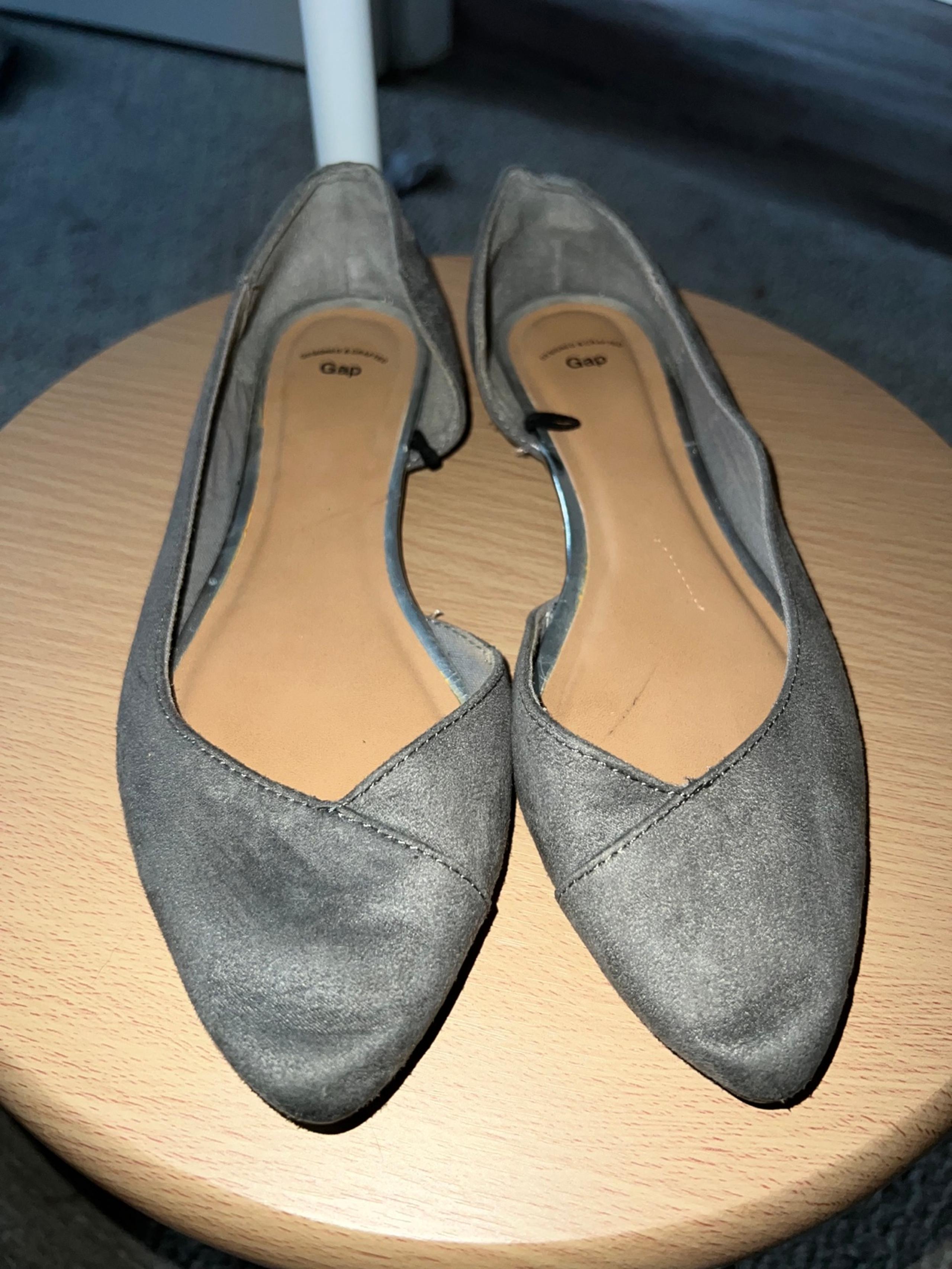 Gap women’s flats
