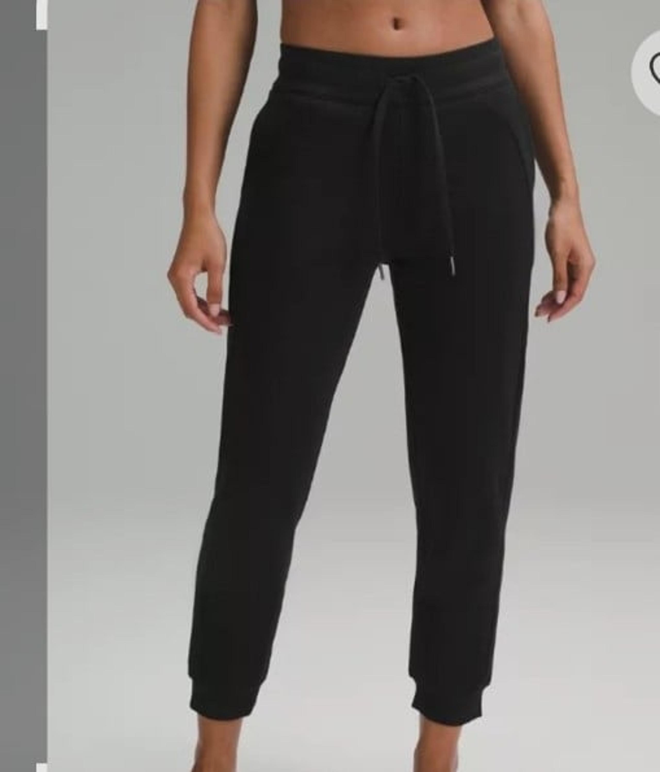 Lululemon women SZ 6 black fleece joggers. Wide tie waist side pockets. Athletic - lululemon athletica
