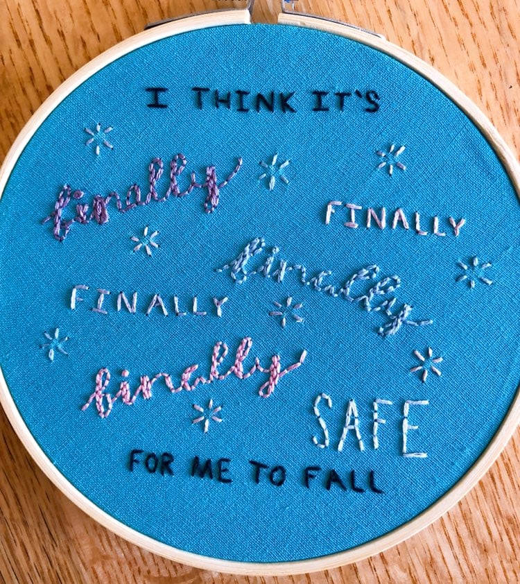 Hand embroidery hoop