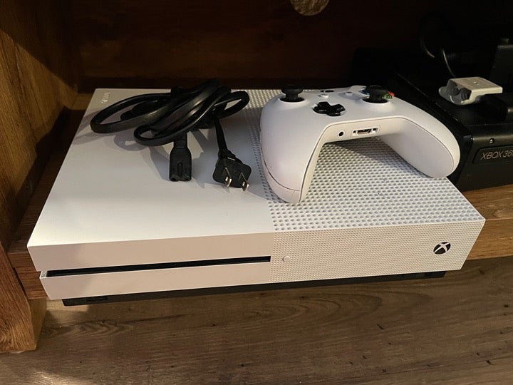 Xbox sales one s