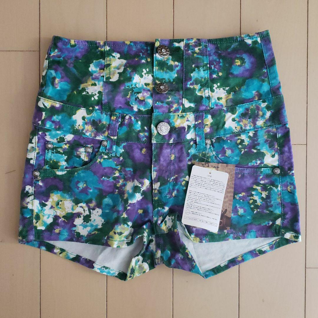 Last one blue flower print high waist shorts