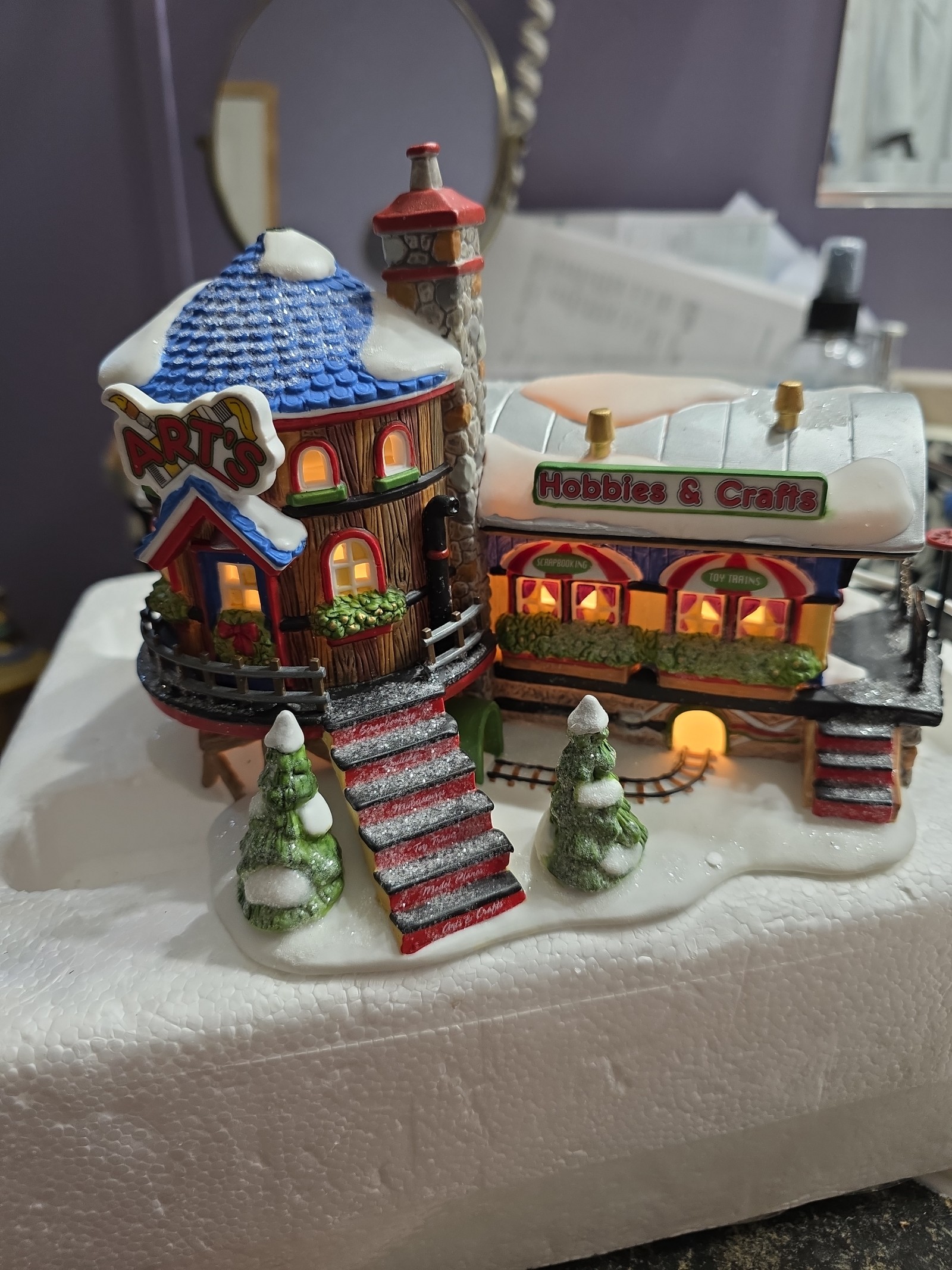 Department 56 Arts Hobbies & Crafts