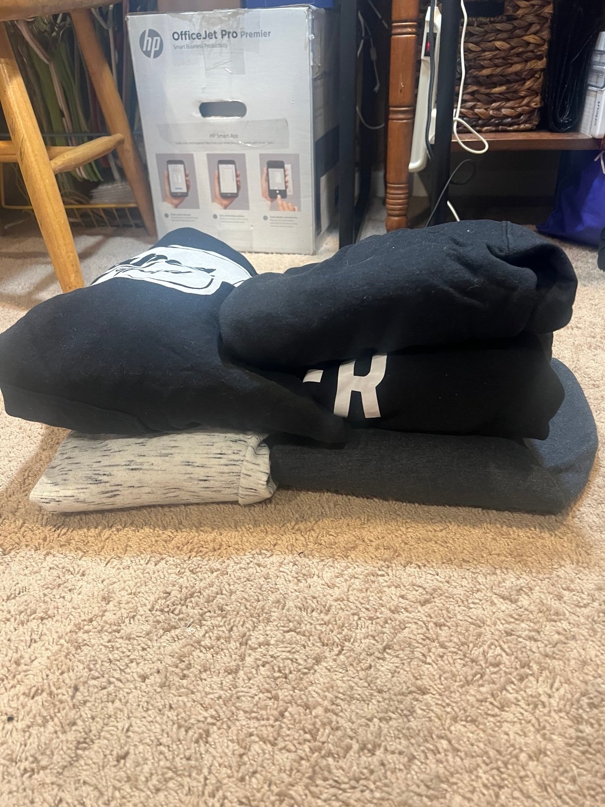 Size L/XL Sweatshirt mystery bundle