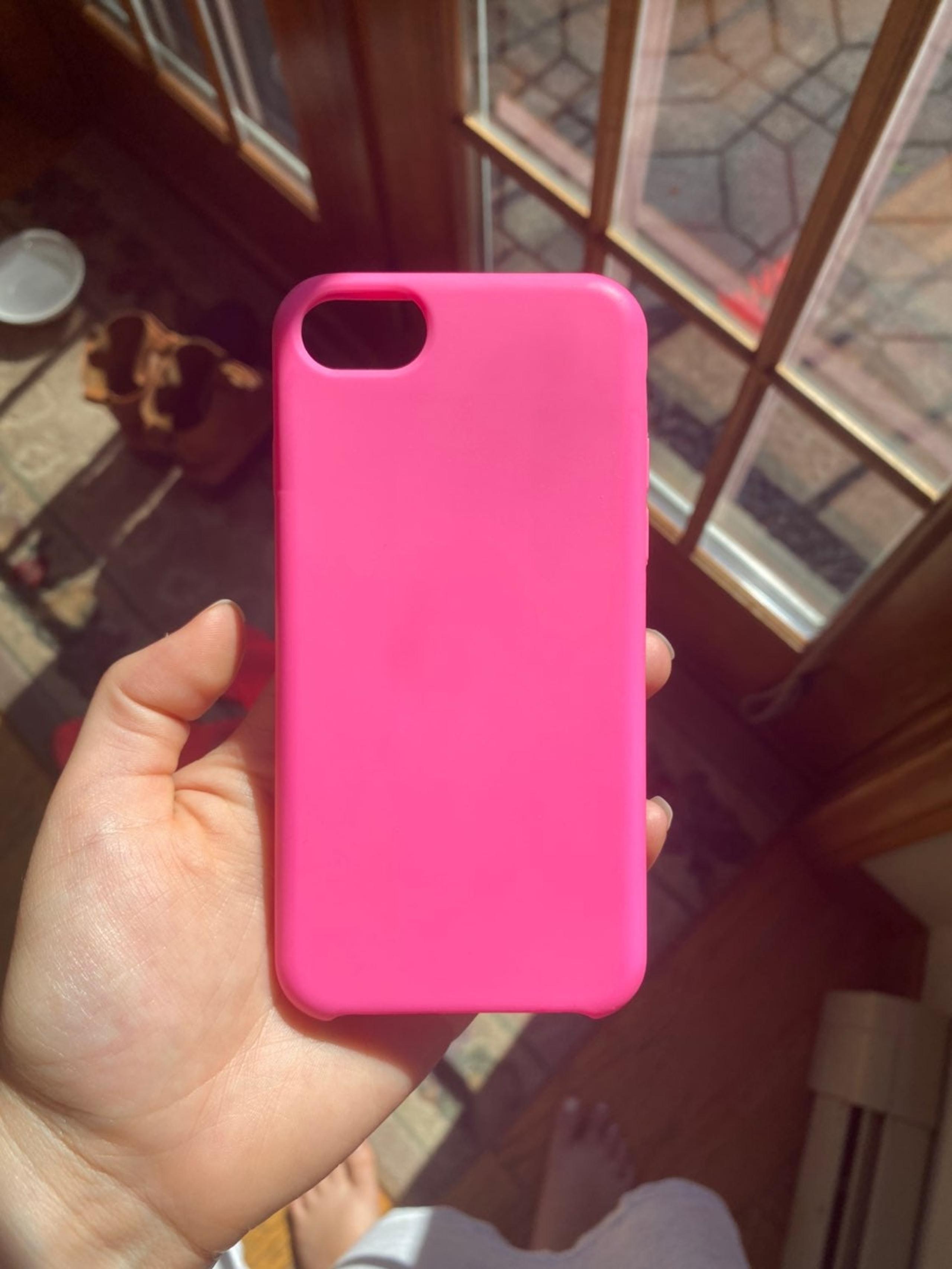Pink Silicone iPhone 6/7/8 Case