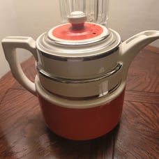 Hall's Superior Quality KitchenWare Teapot