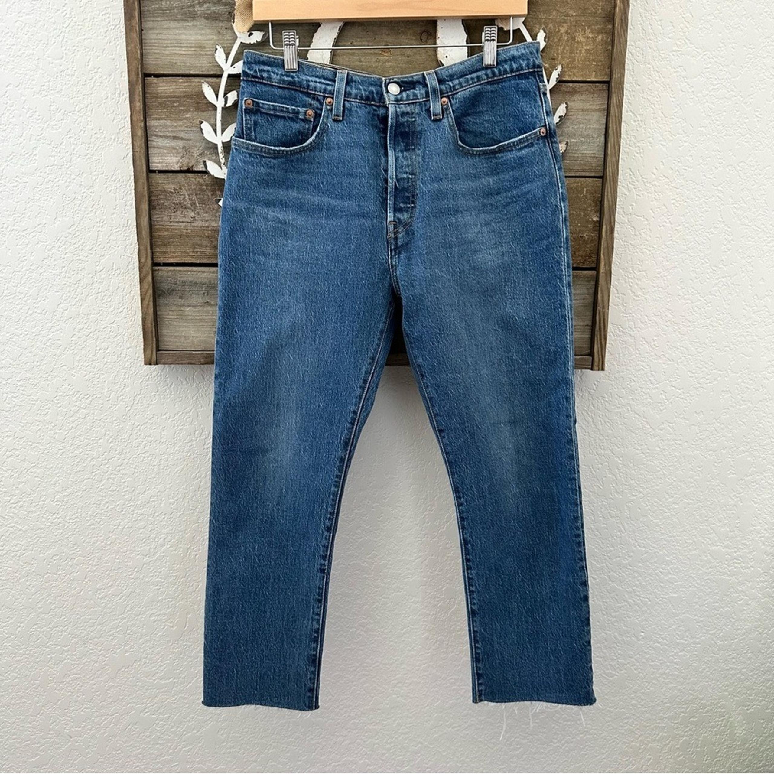 LEVI'S WOMEN'S 501 ORIGINAL CROPPED JEANS stretch cotton size 30 x 26 raw hem