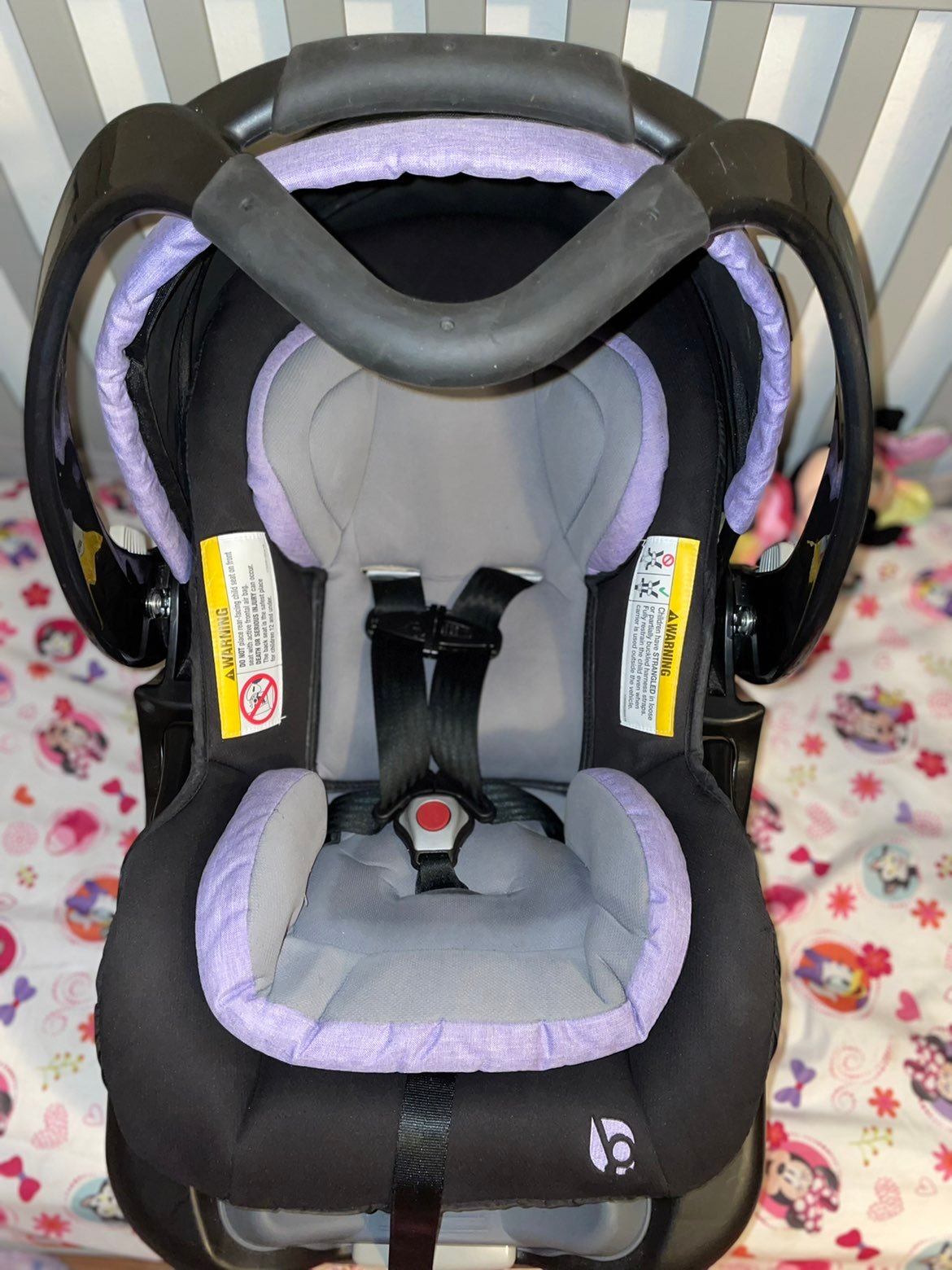 Babytrend Infant Car seat with base