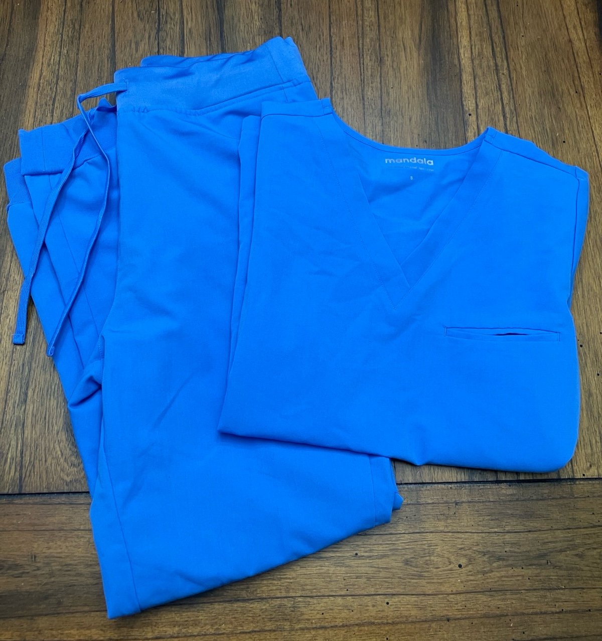 Women’s Mandala Scrubs in ceil blue size small!