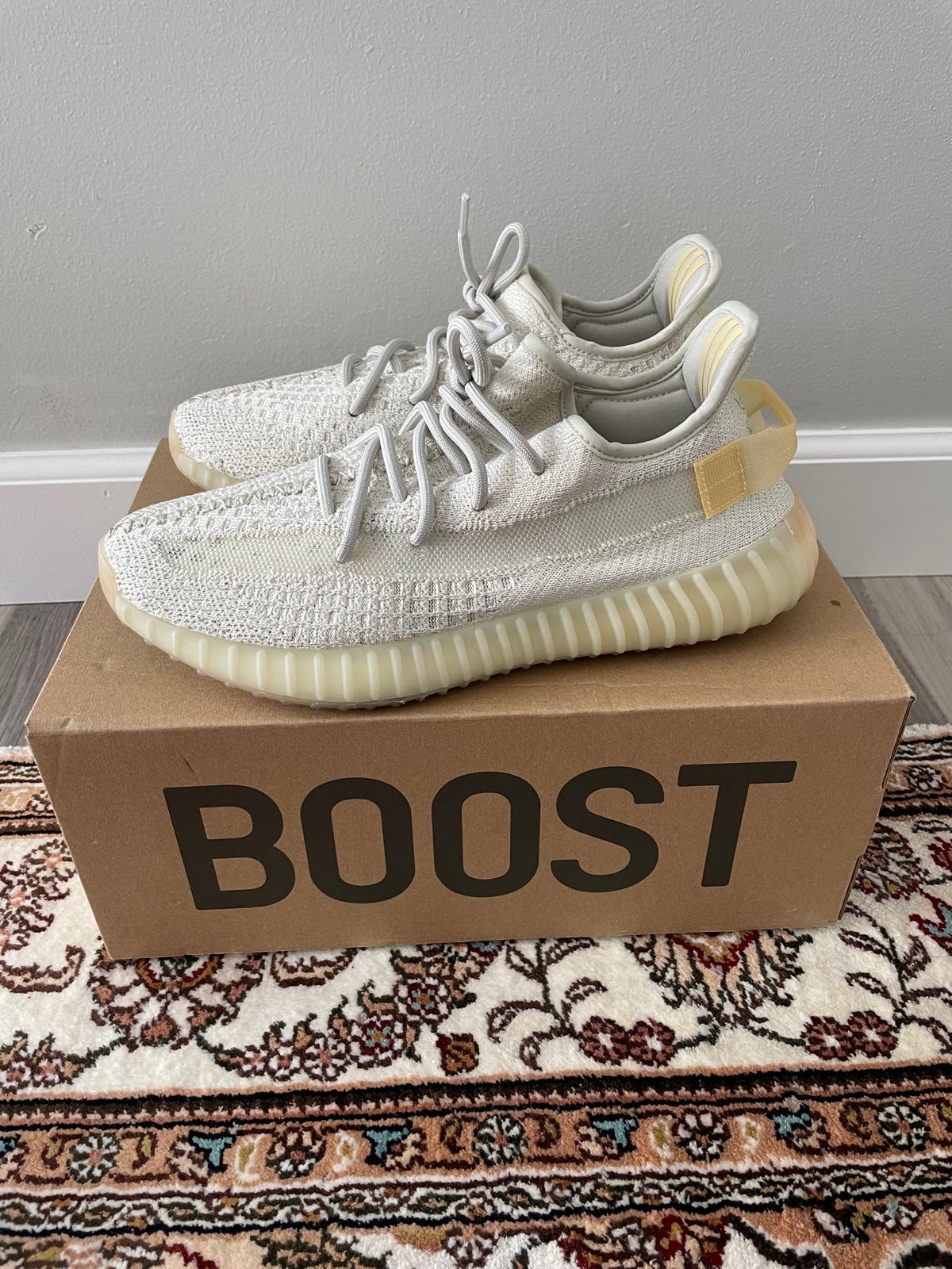 Yeezy 350 v2 light