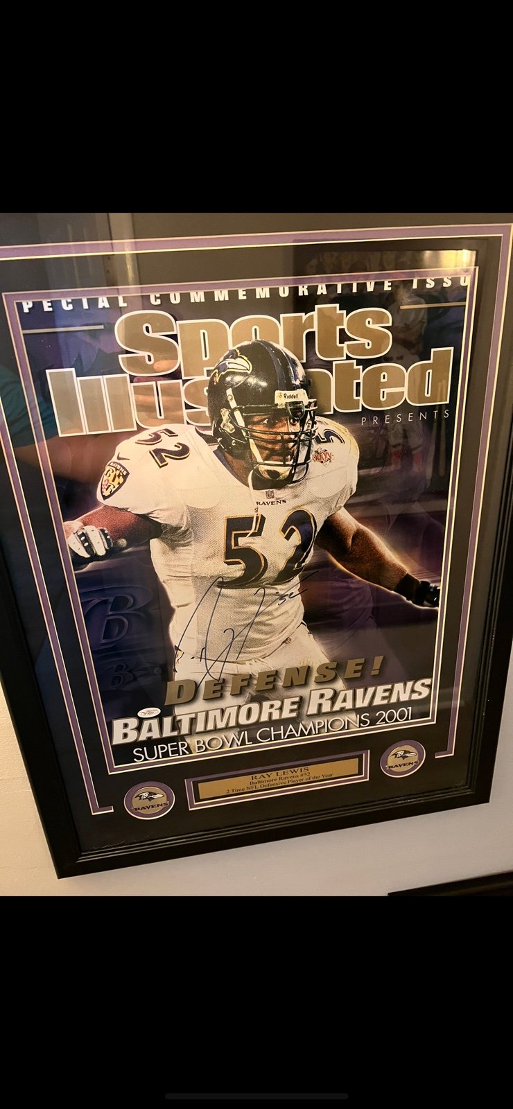Ray Lewis 16x20 autographed framed photo