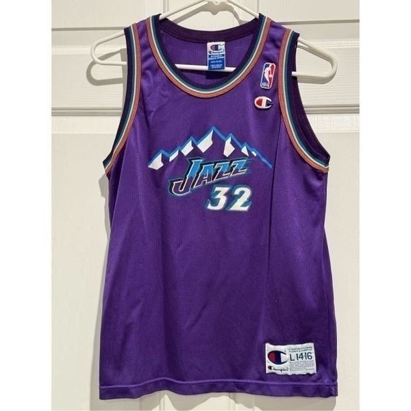 Vintage Champion Made in the USA Utah Jazz Karl Malone #32 Youth Purple Jersey L