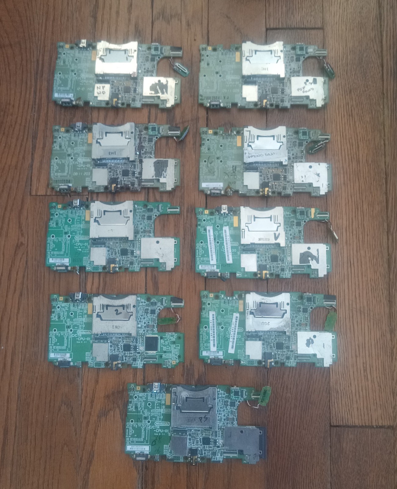 Nintendo 3DS Motherboard Lot of 9 for Parts or Repair