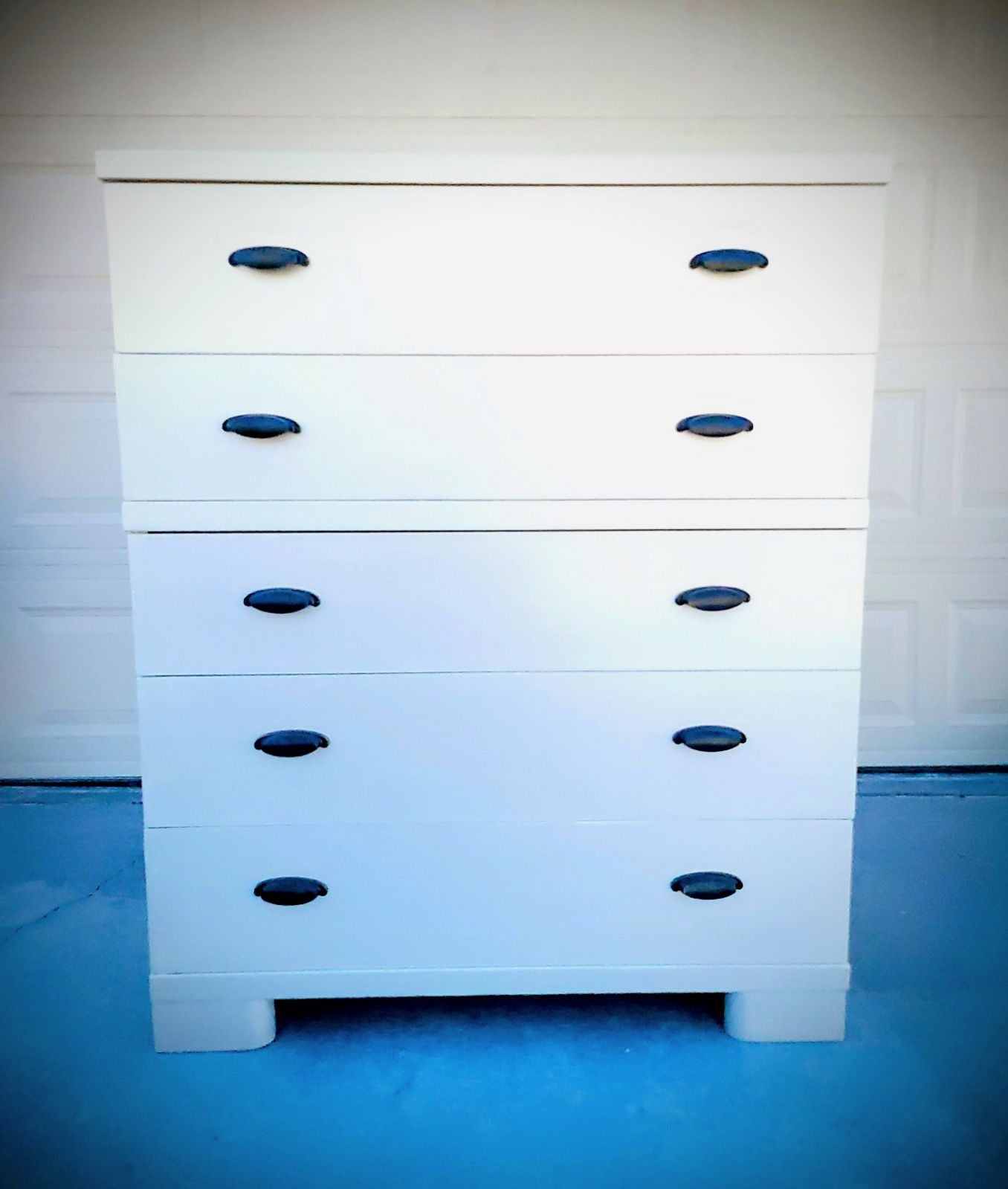 Refurbished 5 Drawer Wood Dresser Bedroom