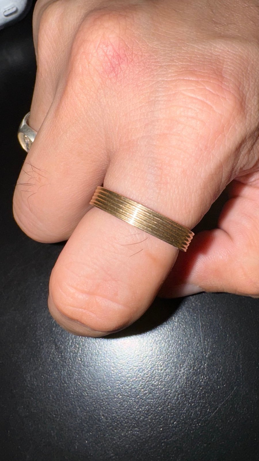 . 14k gold ring stripes