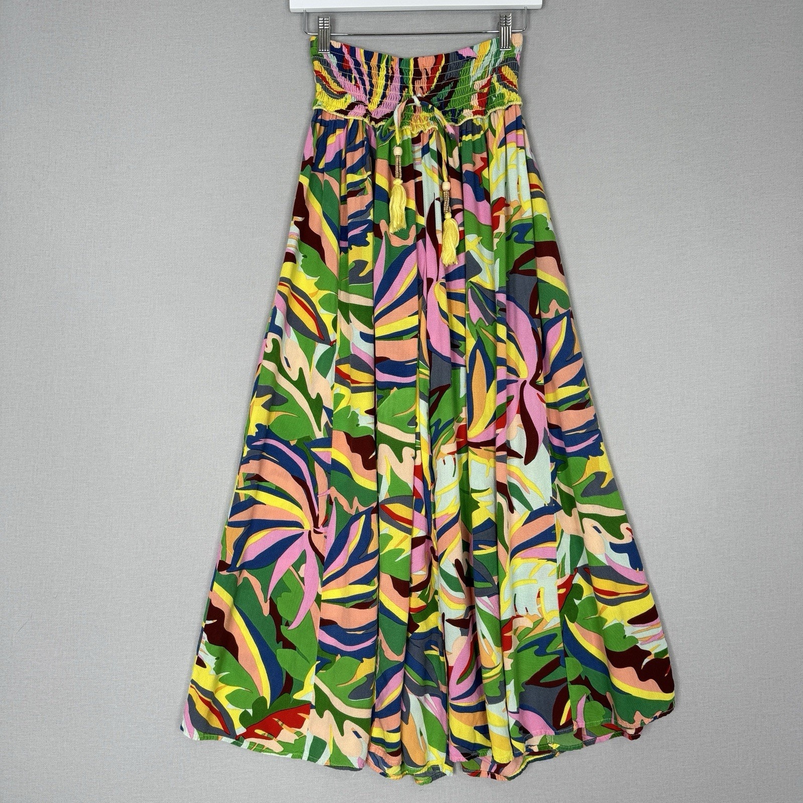 True Destinations Womens Pants M Green Colorful Tropical Wide Flare Beach Resort