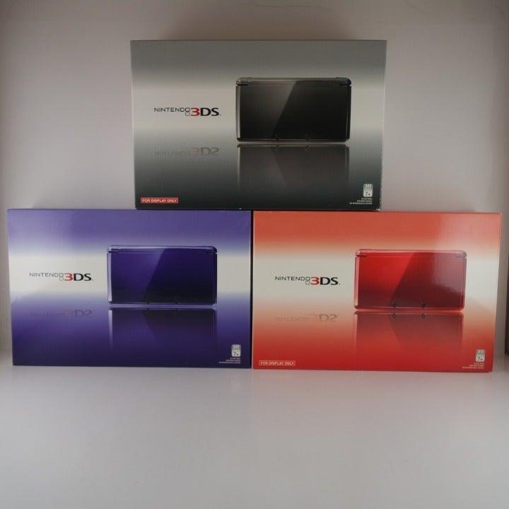 3 3DS Display Boxes