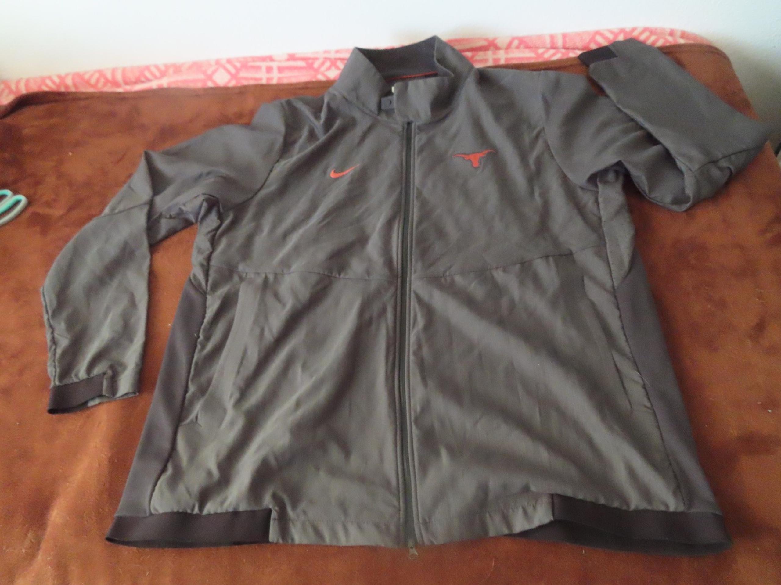 nike texas longhorns player issued activewear jacket 2XL