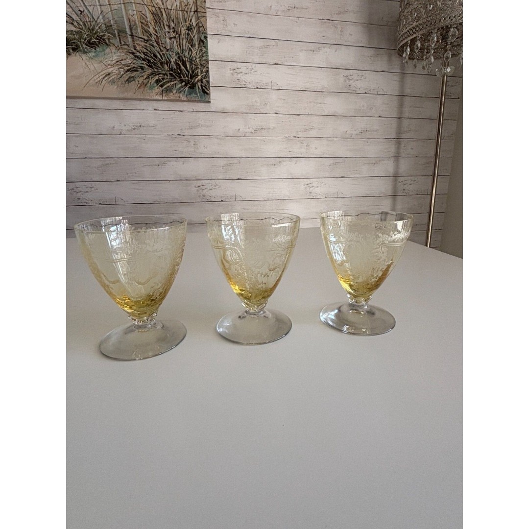 Fostoria June Antique Yellow Topaz Oyster Cocktail Glass Fruit Cup 3.75