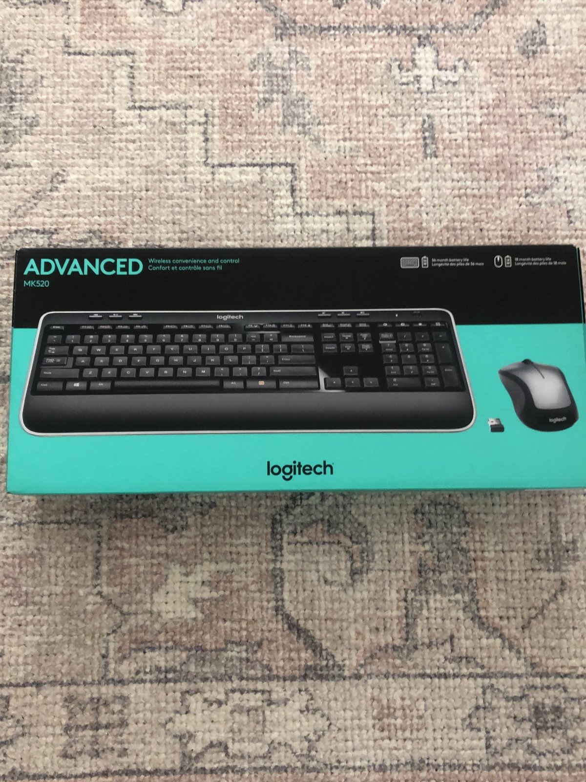 Logitech MK520 Wireless Keyboard and Wireless Mouse Combo