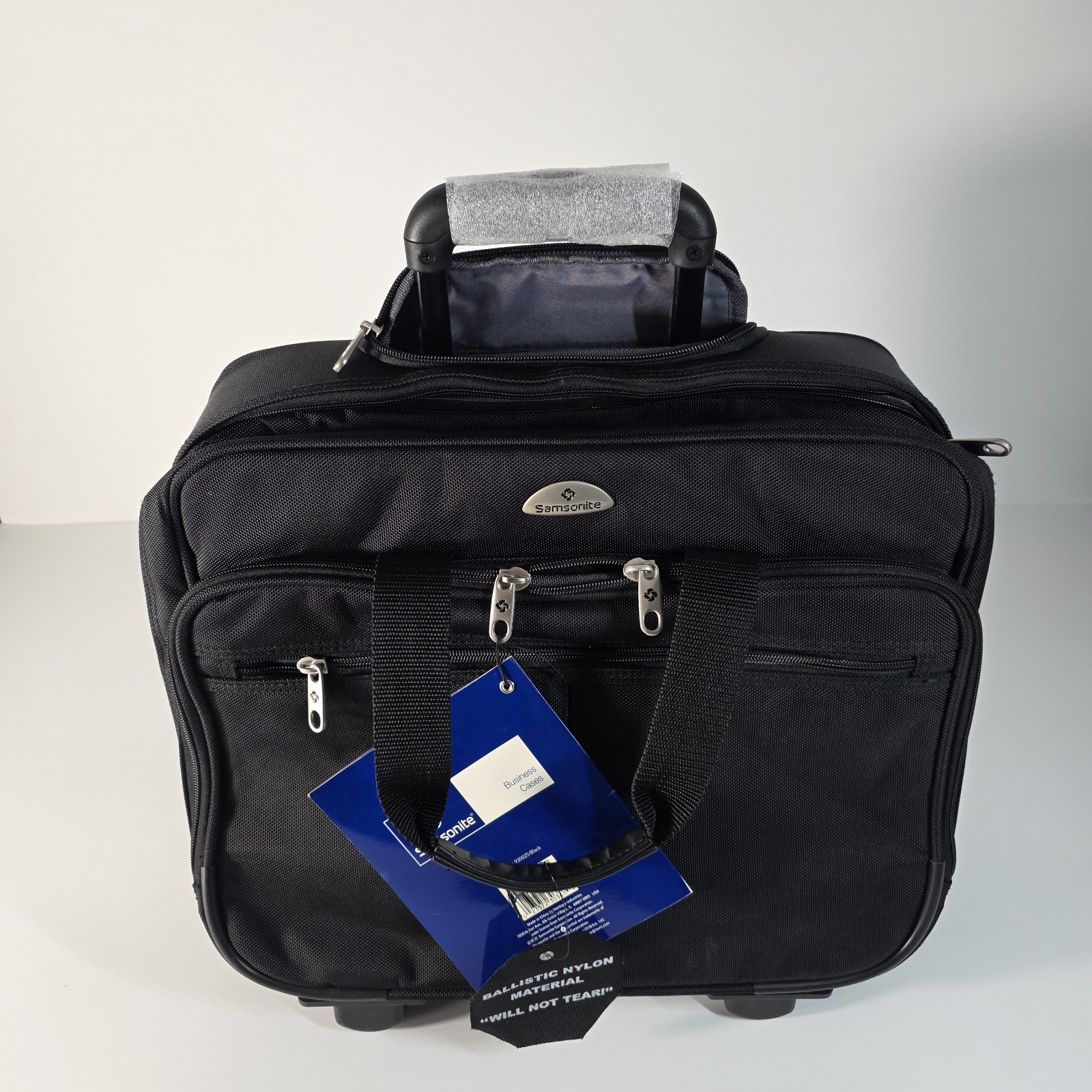 Samsonite Rear Wheeled Notebook Computer Business Case NEW WITH TAGS