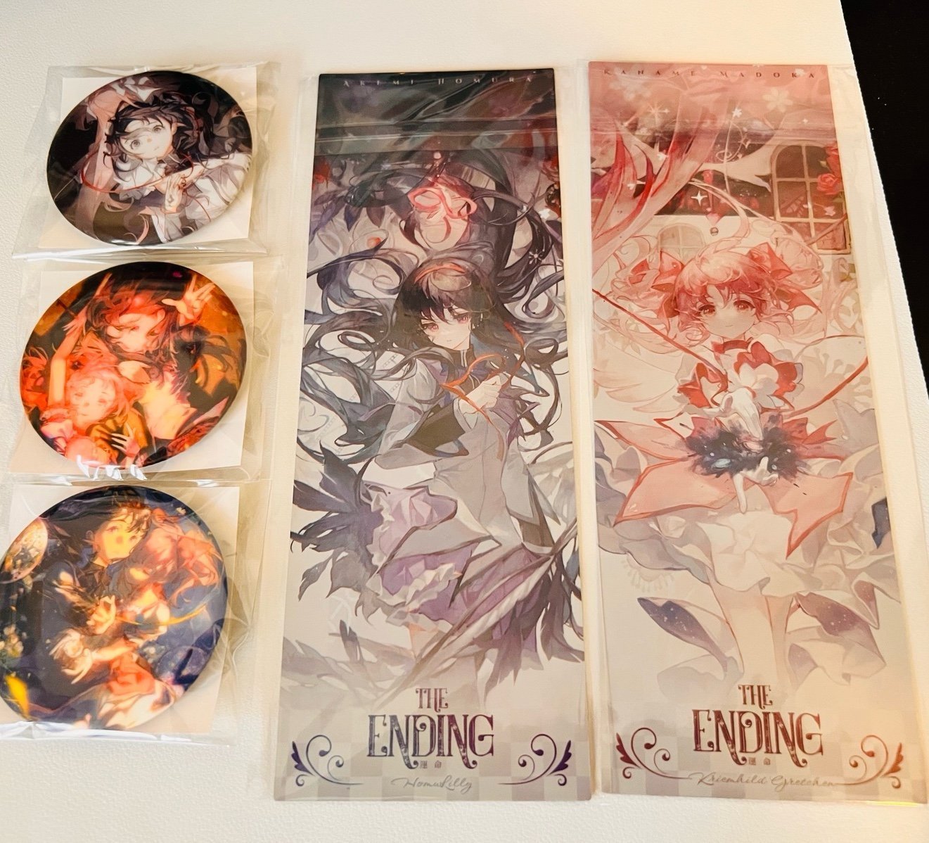 madoka magica Madoka and Homura badges & laser ticket